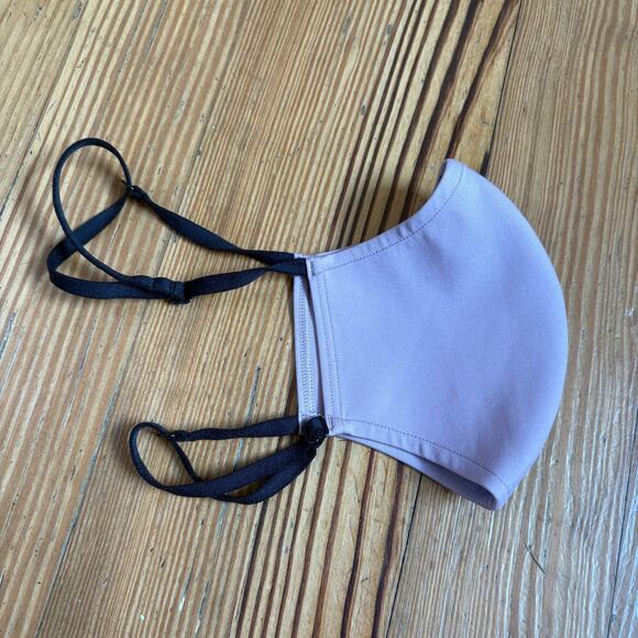 Lululemon light purple adjustable face mask SIZE OS - Picture 4 of 4